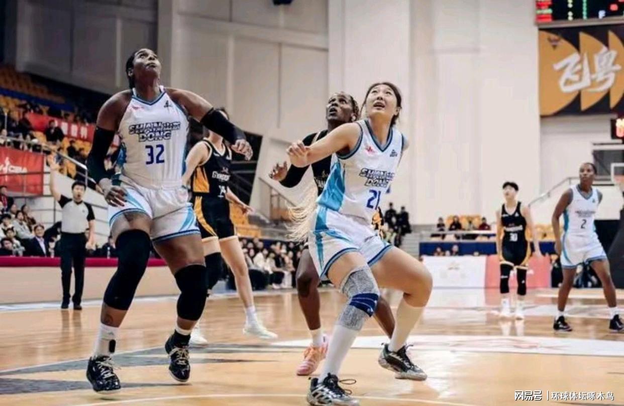 乐鱼电竞-山东高速女篮85：76力克武汉盛帆黄鹤女篮 成功斩获三连胜