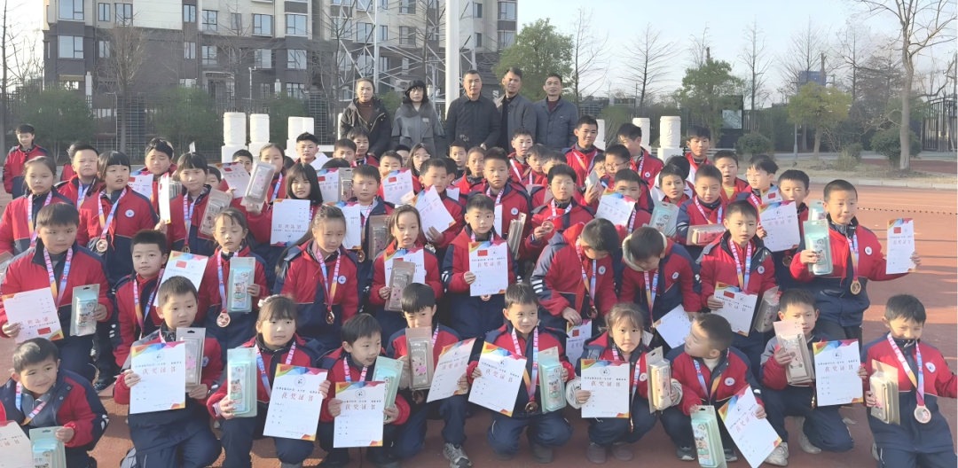 leyu-绿茵逐梦，“足”够精彩——临川二小第八届足球联赛圆满落幕